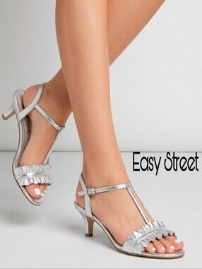 Easy Street  7.5 NIB Formal Silver Heela With Leather Ruffles. Bridal Wedding ++